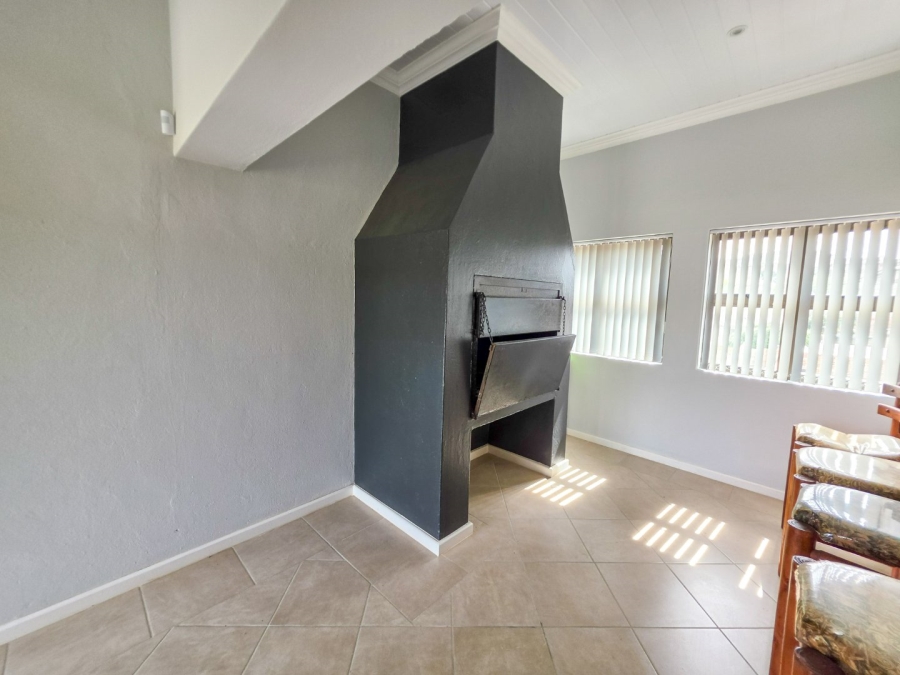 1 Bedroom Property for Sale in Stilbaai Western Cape